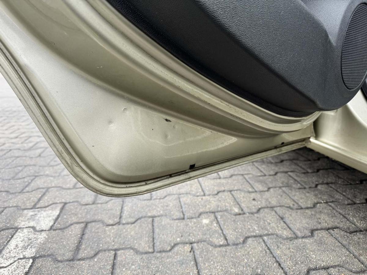 Opel Corsa D original T&uuml;r hinten links Z40M Champagnersilber Rohbau Bj.2006